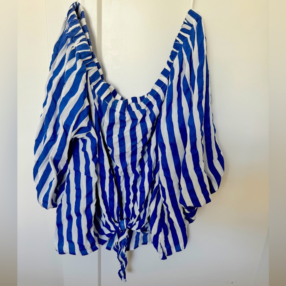 Off shoulder size XL with front tie